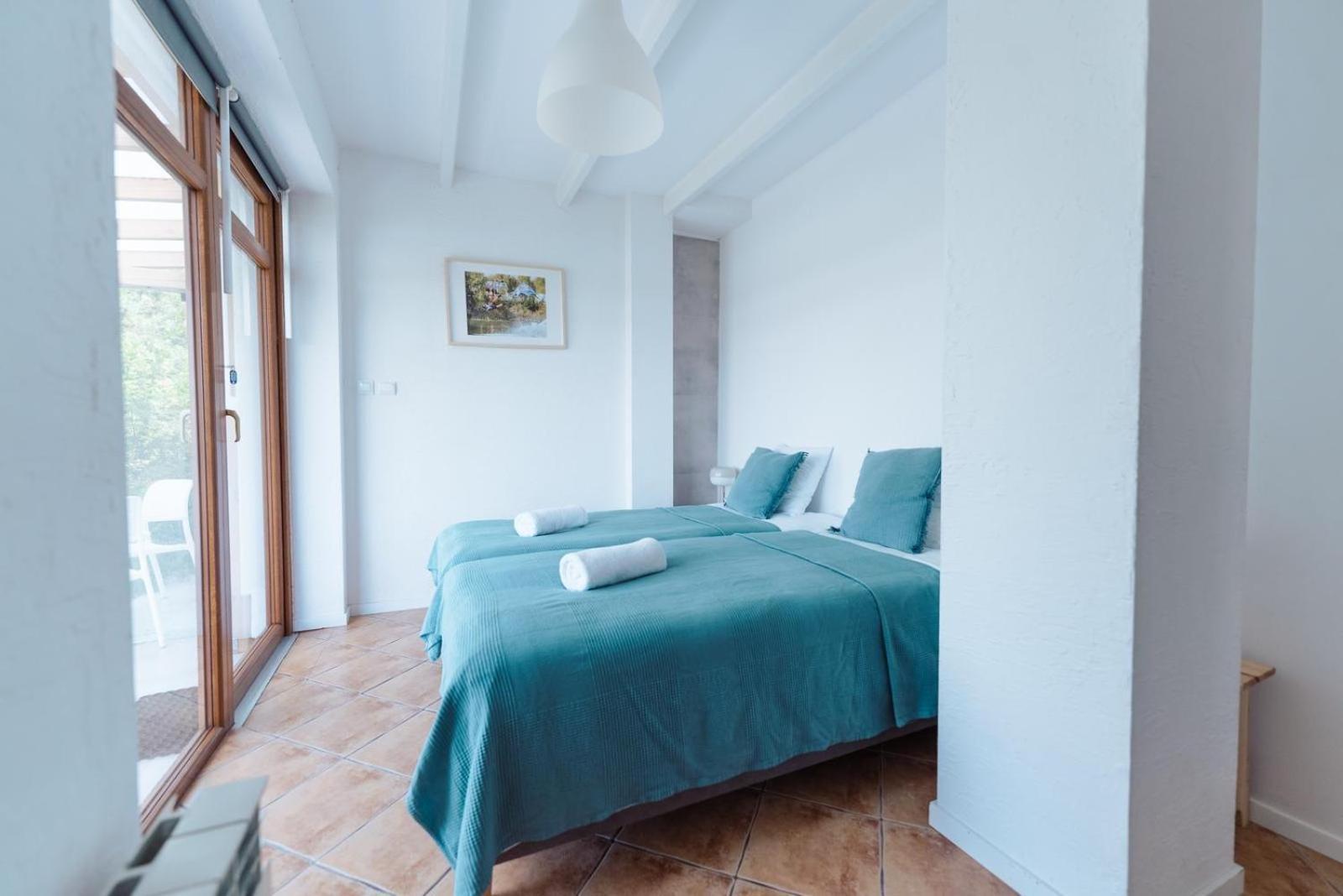 Wake Villa Brwinow Exterior foto